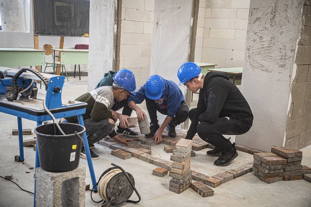 Új gépparkkal szerelték fel a tanműhelyeket